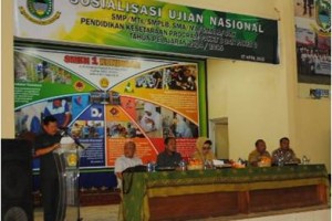 Sosialiswasi Ujian Nasional